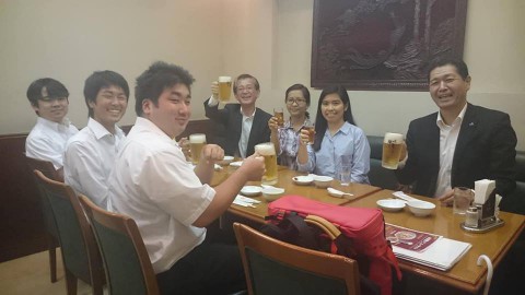 ヤンガー食事会★